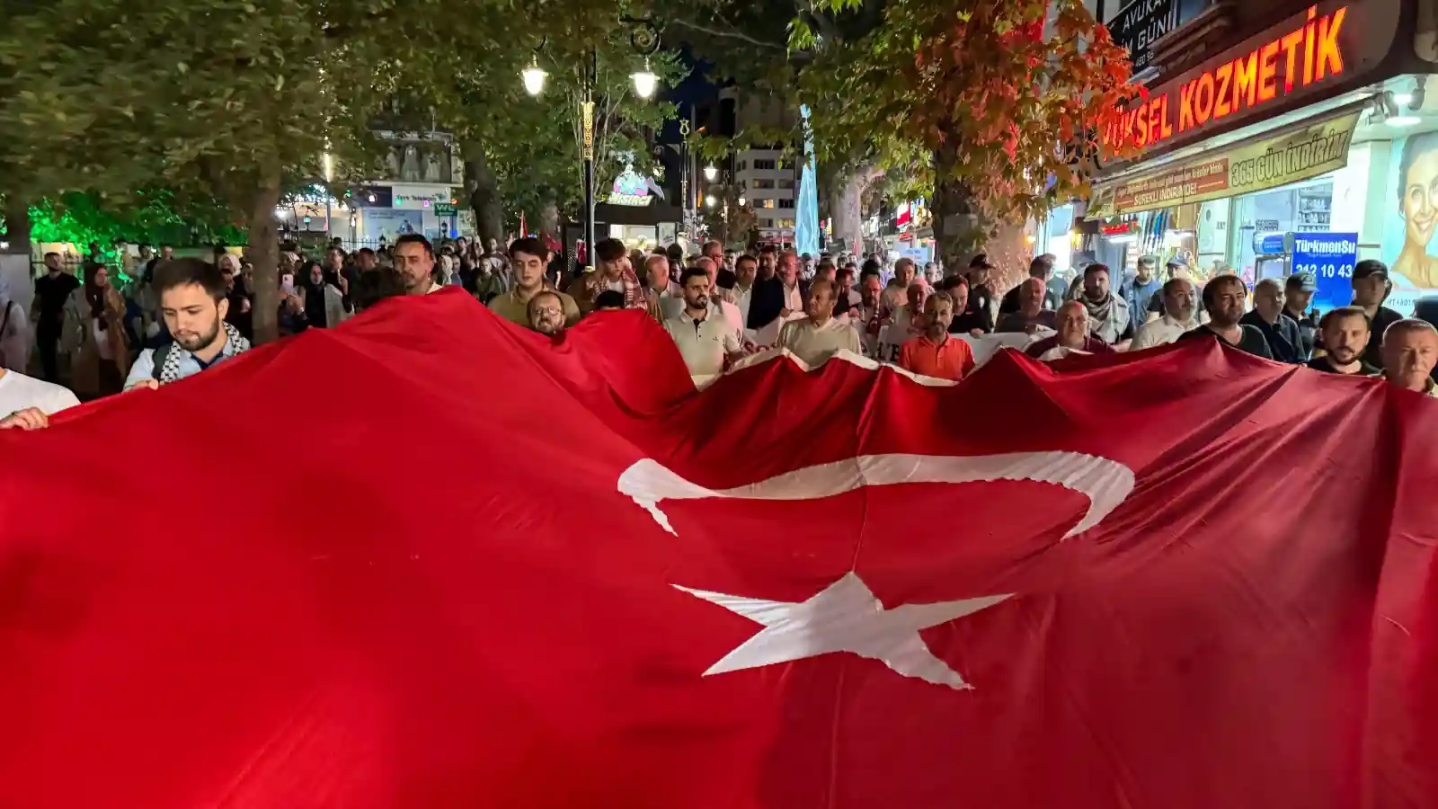 Kütahya'da Heniyye'nin suikasta uğraması protesto edildi 