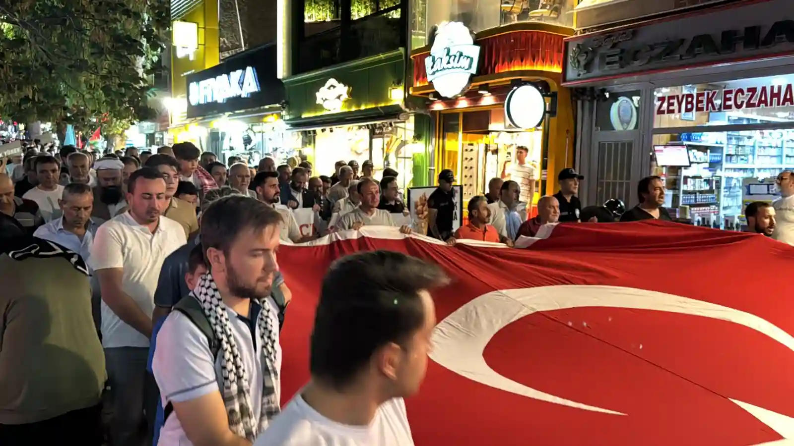 Kütahya'da Heniyye'nin suikasta uğraması protesto edildi 