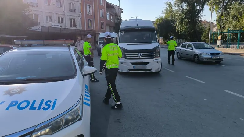 Kütahya'da işçi ve personel servisleri denetlendi