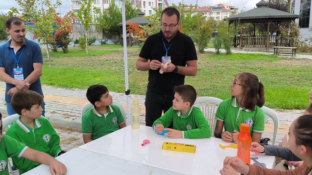 Kütahya’da öğrenciler bilime doyacak