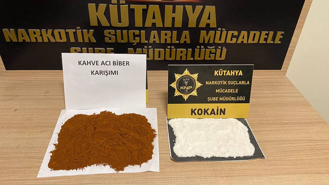 Kütahya’da yolcu otobüsünde uyuşturucuyla yakalandı