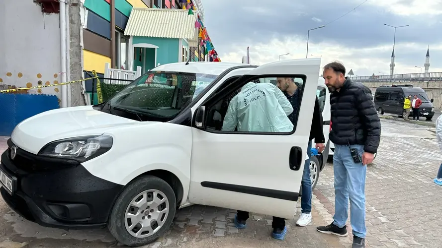 Kütahya’da bir kişi açacağı mağazada ölü bulundu