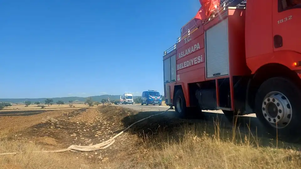 Kütahya'da ormanlık alana sıçrayan yangın söndürüldü