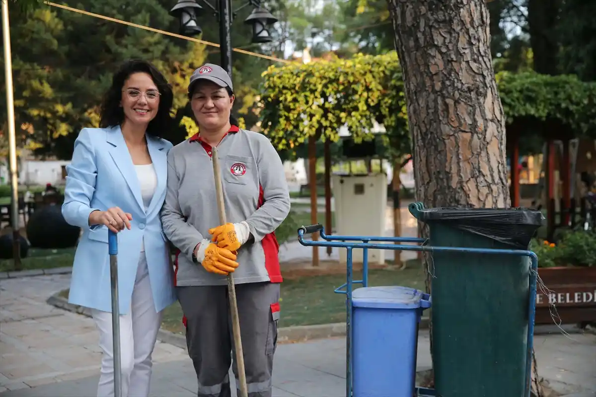 Muğlada Temizlik İşçisi Kadinin Azmi