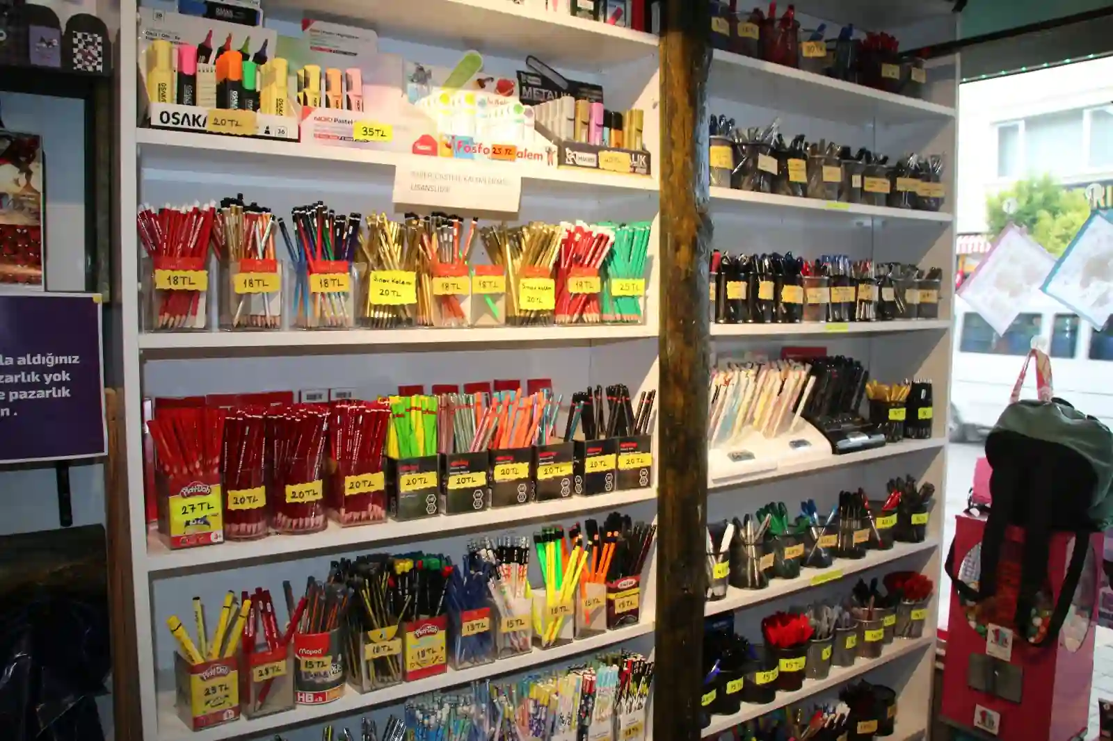 Kütahya’da kırtasiye alışverişi başladı, işte fiyatlar