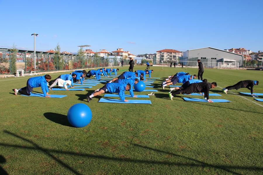 Belediye Kütahyaspor, Bursa deplasmanına hazırlanıyor