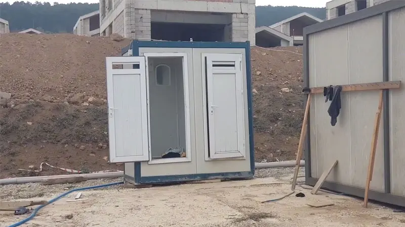 İnşaat işçisi banyoda ölü bulundu