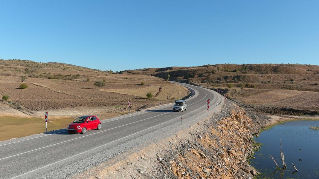 Kütahya-Seyitömer kara yolu trafiğe açıldı