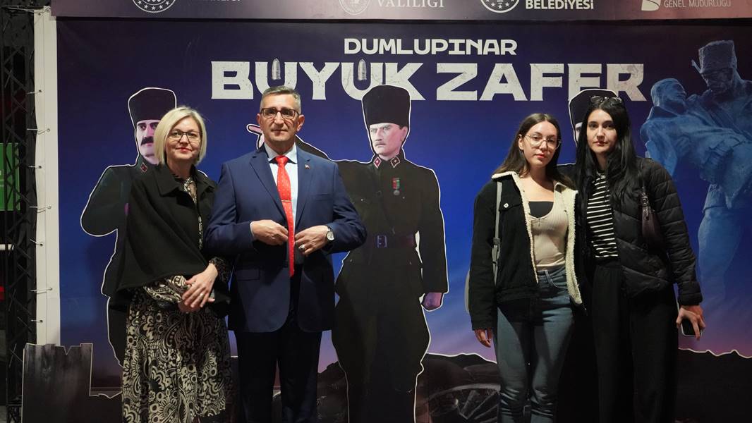 Kütahya’da ‘Dumlupınar Büyük Zafer’in galası yapıldı