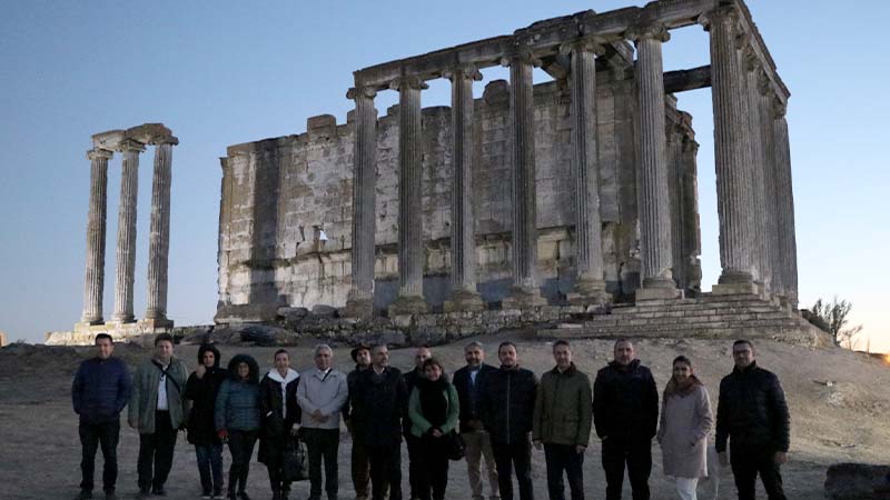 Kütahya'daki antik kentte aydınlatma çalışmaları yapıldı