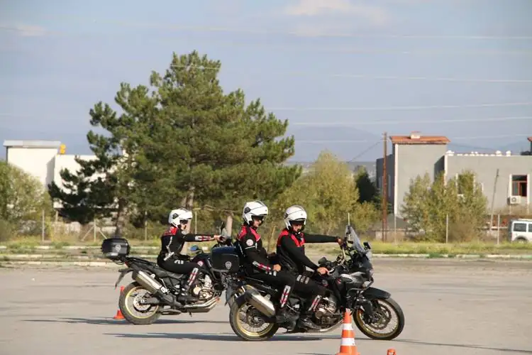 Kütahya’da Yunus Timlerinin zorlu eğitimi</p>
<p>