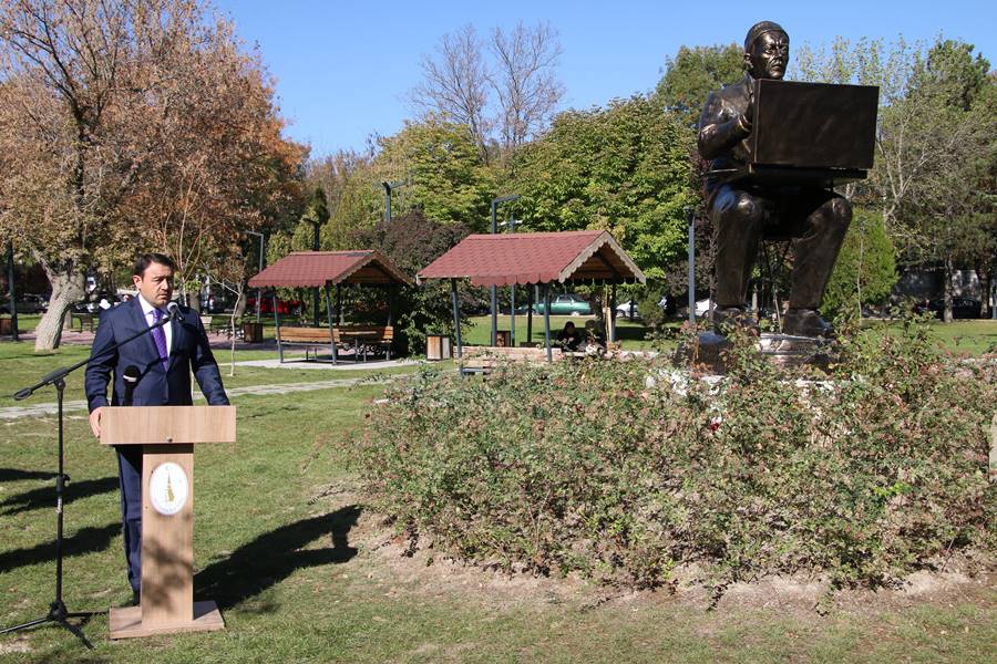 Kütahyalı sanatçı Yakupoğlu’nun eserleri TBMM’de sergilenecek