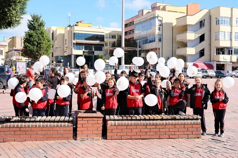 Tavşanlı’da geri dönüşüm çalışmaları devam ediyor