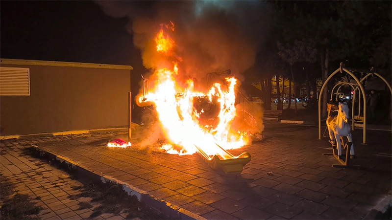 Kütahya'da parklarda ateş yakanlar yakalandı