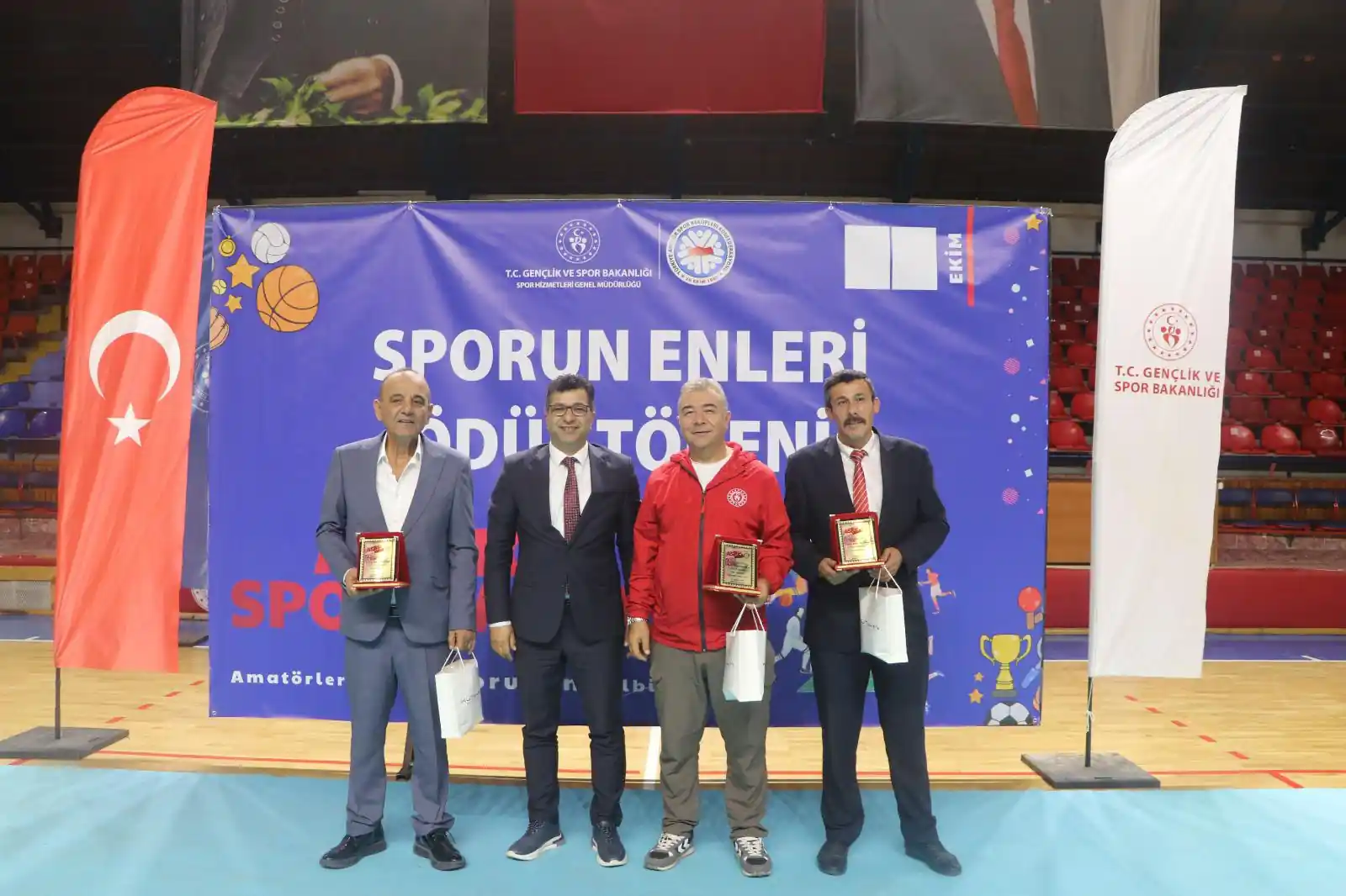 Kütahya’da sporun en’leri ödüllendirildi