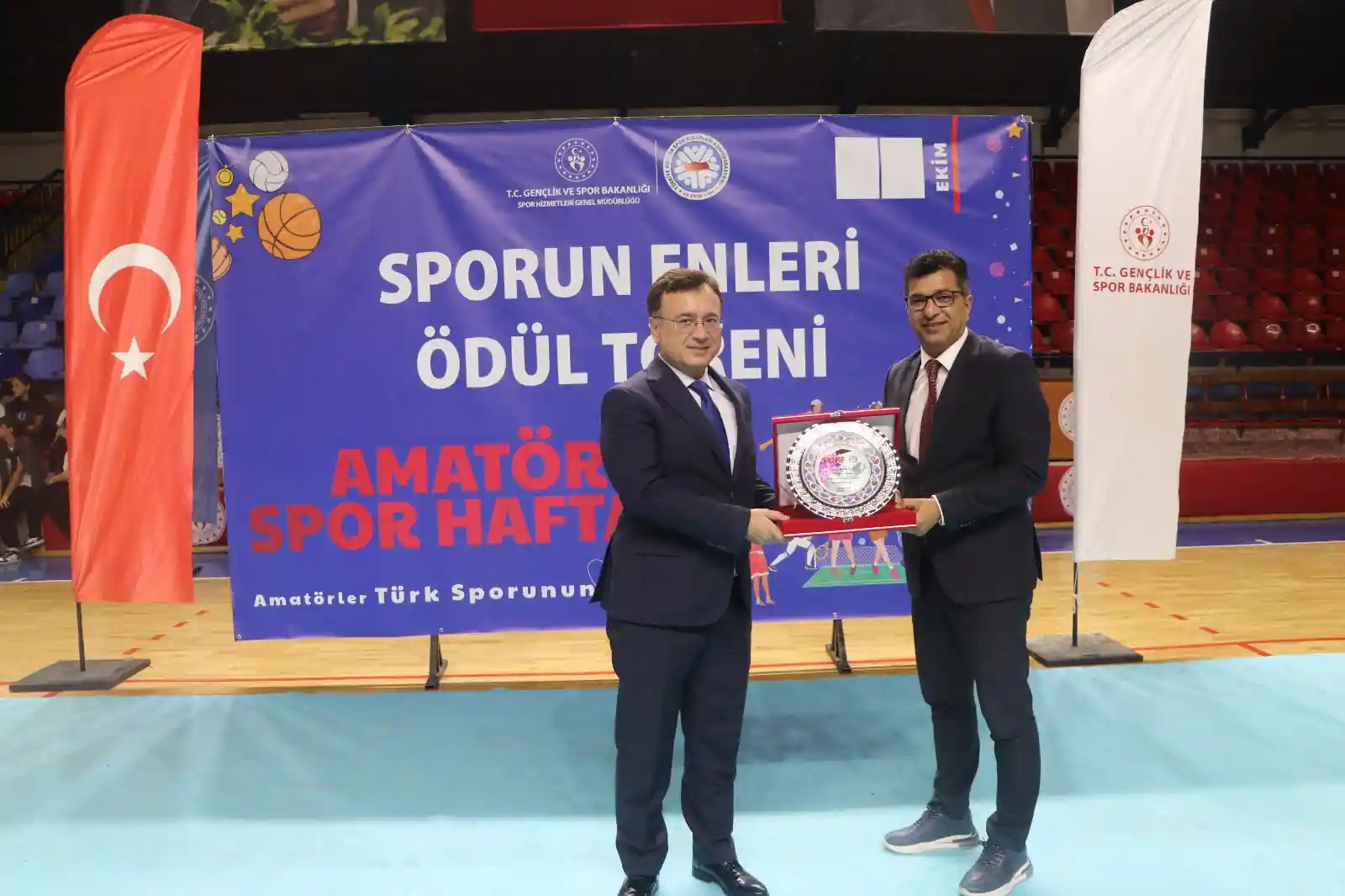 Kütahya’da sporun en’leri ödüllendirildi